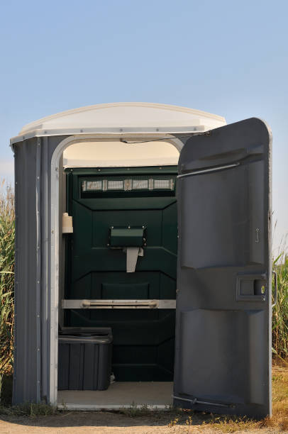 Professional porta potty rental in Winfield, IN